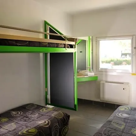 Lemon Hotel Le Coteau