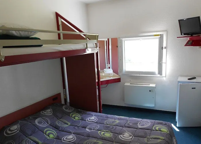 Lemon Hotel